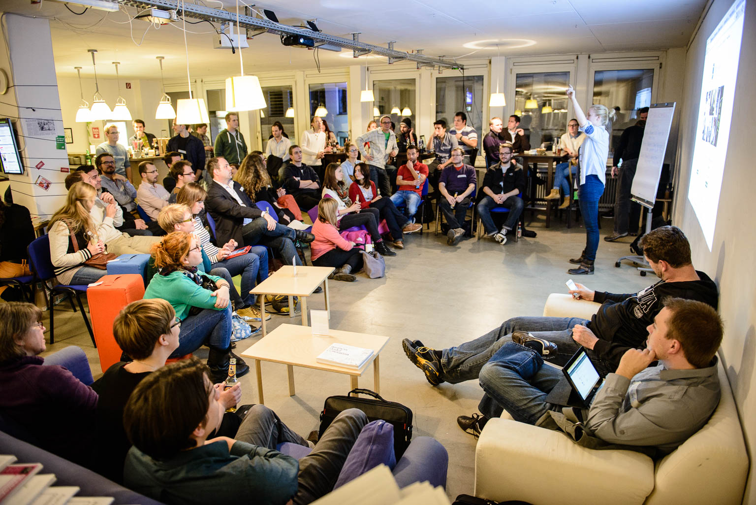 Coworking Nuremberg event lounge during the  with many guests and participants